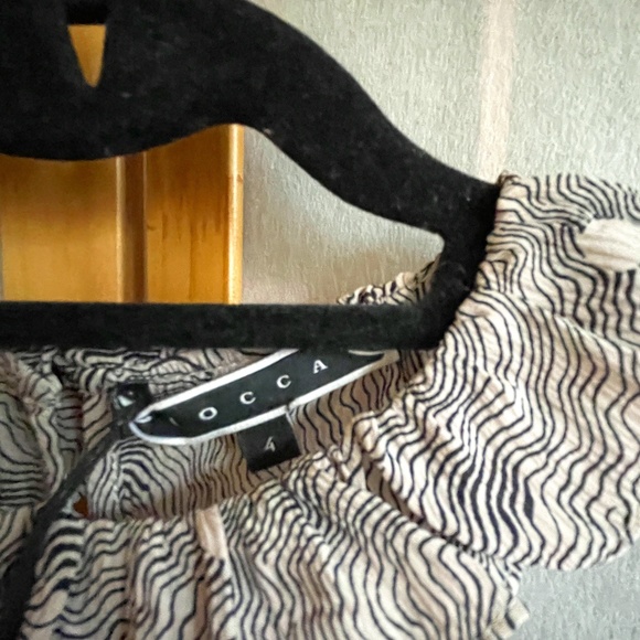 NWT Tocca 100% silk top, size 4, beige and black - Picture 6 of 13